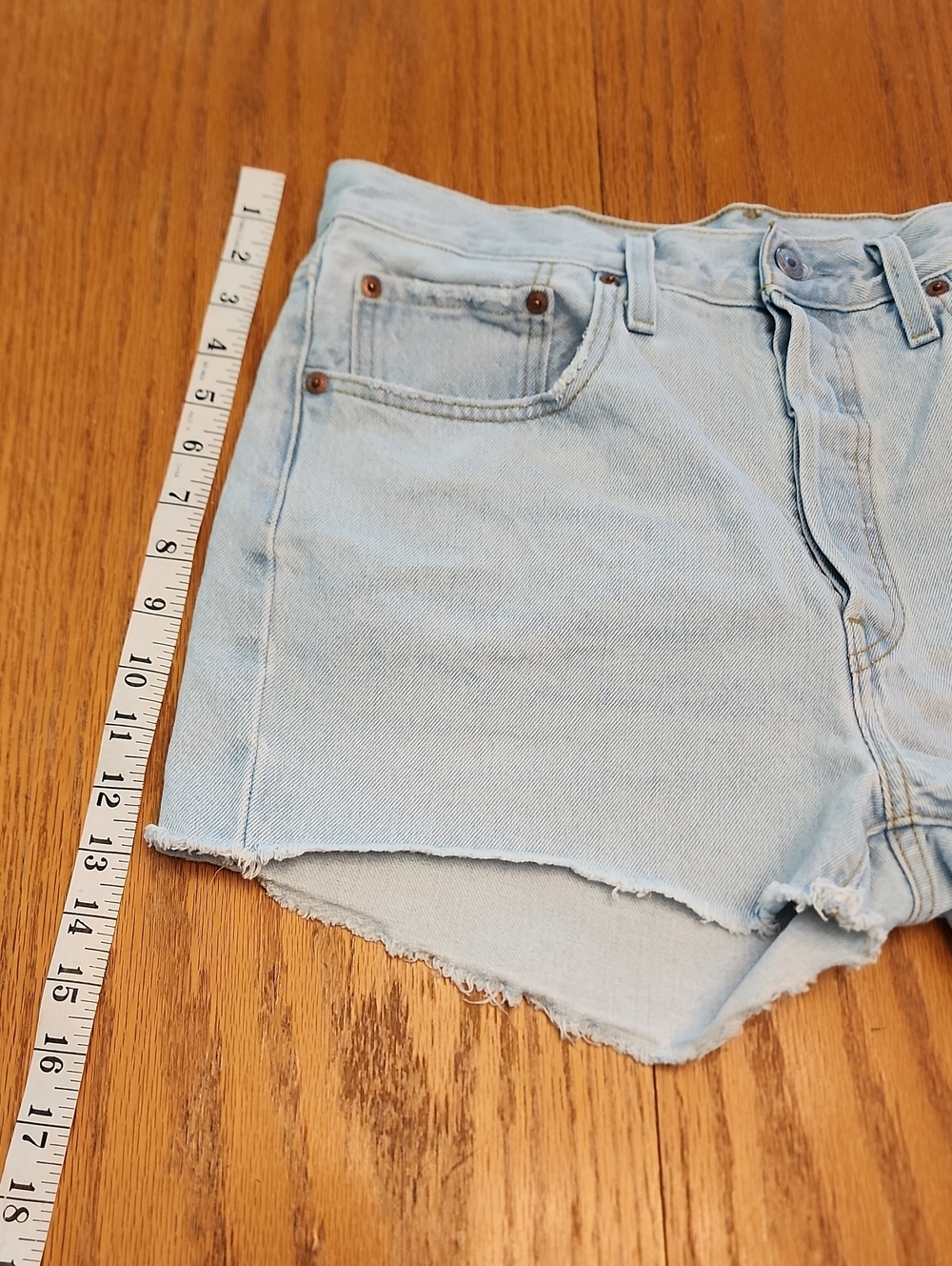 Levi's 501 Light Blue Denim Cutoff Shorts - Picture 12 of 17